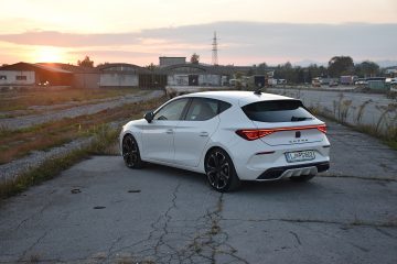CUPRA LEON 02
