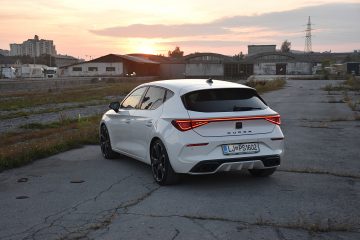 CUPRA LEON 03