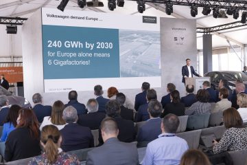 Volkswagen-Group-and-SEAT-SA-to-mobilize-10-billion-euros-to-electrify-Spain_06_HQ