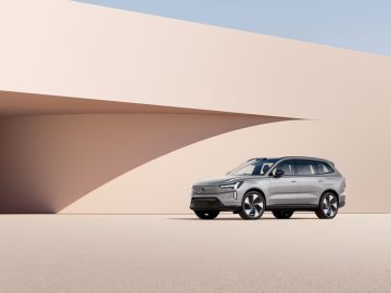 Volvo EX90