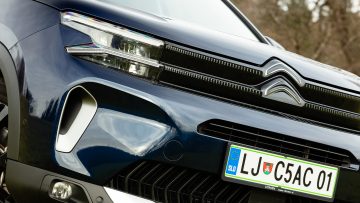 Citroen_C5_Aircross_Hybrid_Shine_Pack_03