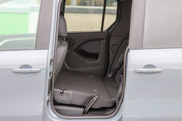 Mercedes-Benz razred T (9)