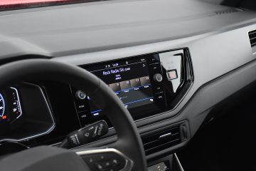 VW TAIGO 16