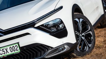 Citroen_C5-X_PureTech_180_Shine_07