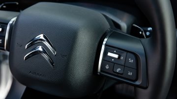 Citroen_C5-X_PureTech_180_Shine_18