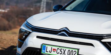 Citroen_C5-X_PureTech_180_Shine_21
