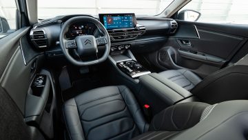 Citroen_C5-X_PureTech_180_Shine_25