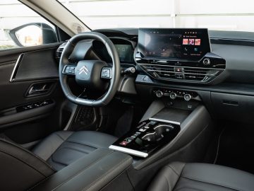 Citroen_C5-X_PureTech_180_Shine_27