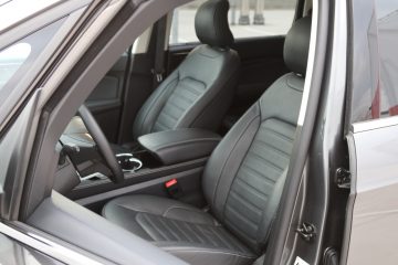 Ford Galaxy (11)