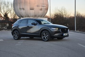 MAZDA CX-30 05