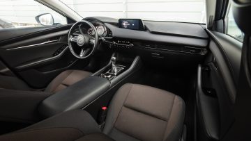 Mazda3_e_SkyactivG122_Plus_ST_09