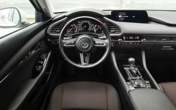 Mazda3_e_SkyactivG122_Plus_ST_11