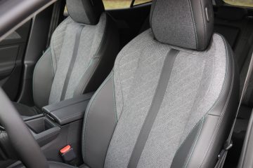Peugeot 408 (1)