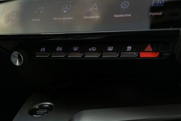 Peugeot 408 (11)
