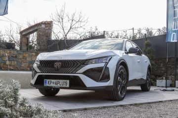 Peugeot 408 (14)
