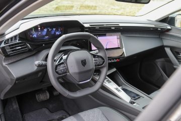 Peugeot 408 (28)