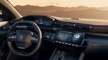 peugeot_508hybrid_2302styp_060_fr-63f71b3eaf73e