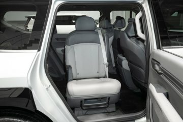 https___www.carscoops.com_wp-content_uploads_2023_03_2024-Kia-EV9-110-1024x683