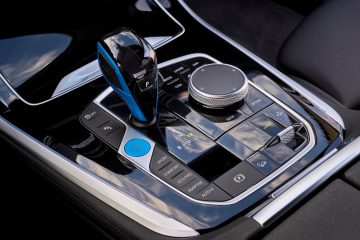 P90494445_lowRes_bmw-ix5-hydrogen-on-
