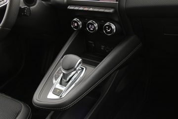 Renault Captur E-Tech Engineered 145 Hybrid (15)