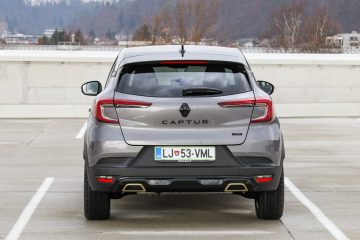 Renault Captur E-Tech Engineered 145 Hybrid (3)