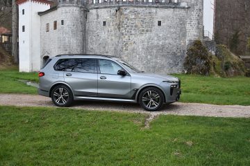 BMW X7 05