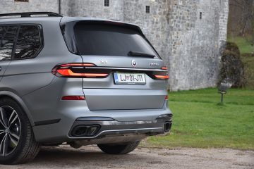 BMW X7 09