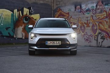 KIA NIRO 06