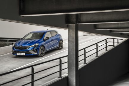 RENAULT CLIO E-TECH (BJA HEV)