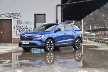 RENAULT AUSTRAL 05