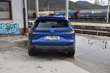 RENAULT AUSTRAL 07
