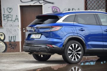 RENAULT AUSTRAL 12