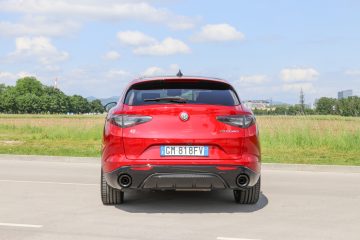 Alfa Romeo Stelvio Giulia (7)