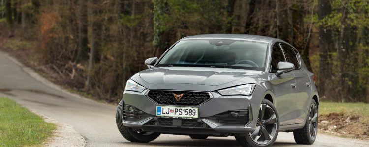 Cupra_Leon_15_eTSI_DSG_001