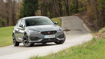 Cupra_Leon_15_eTSI_DSG_01