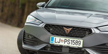 Cupra_Leon_15_eTSI_DSG_05