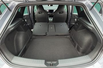 Cupra_Leon_15_eTSI_DSG_35