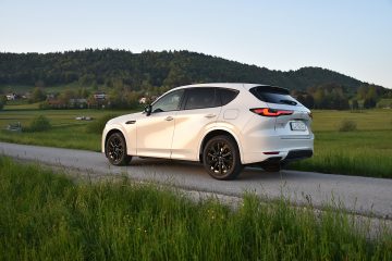 MAZDA CX-60 02