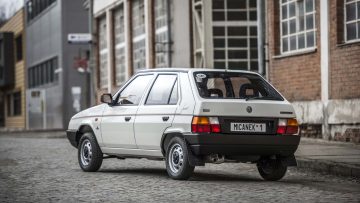 world-s-best-preserved-skoda-fav (1)