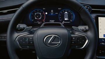 lexus_lbx_090