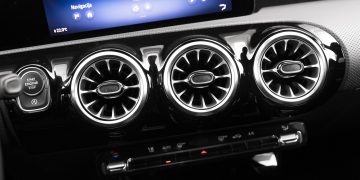 Mercedes-Benz_A_180_AMG_Line_15