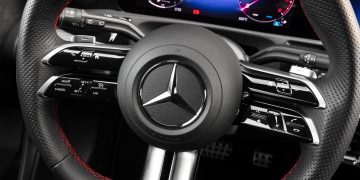 Mercedes-Benz_A_180_AMG_Line_18