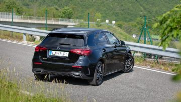 Mercedes-Benz_A_180_AMG_Line_22
