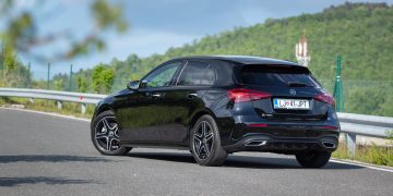 Mercedes-Benz_A_180_AMG_Line_24
