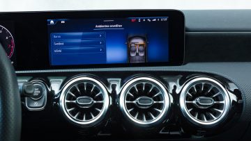 Mercedes-Benz_A_180_AMG_Line_36