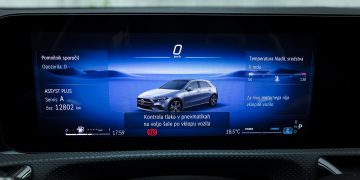 Mercedes-Benz_A_180_AMG_Line_59