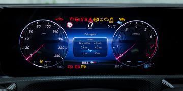 Mercedes-Benz_A_180_AMG_Line_60