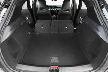 Mercedes-Benz_A_180_AMG_Line_75