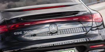 Mercedes-Benz_EQE_350_4Matic_25