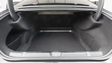 Mercedes-Benz_EQE_350_4Matic_36